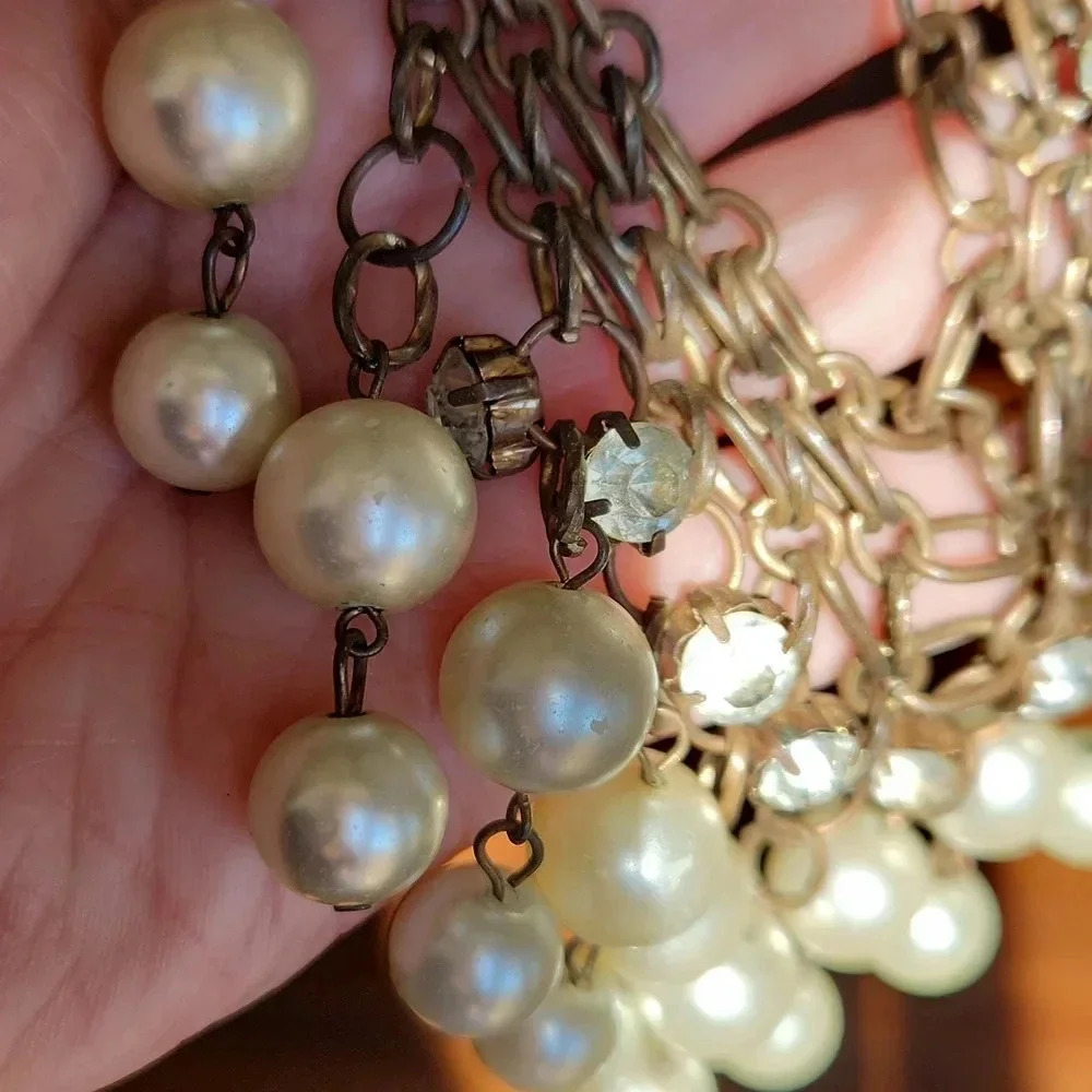 Bib Faux Pearl Rhinestone Chain Necklace 20" - Picture 11 of 11